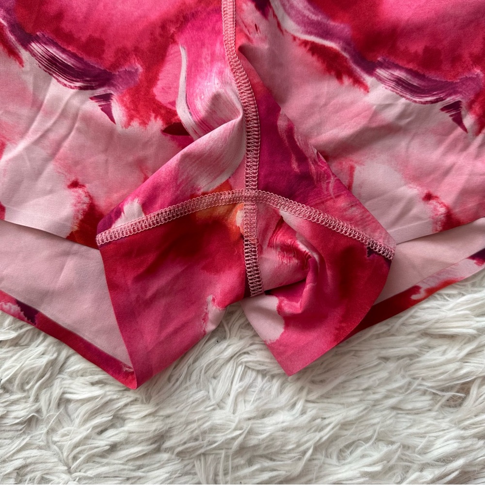 Athleta Run With It 3.5" Running Shorts Pink Floral Print NWT M - Picture 8 of 11